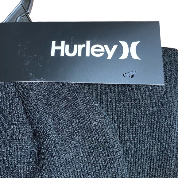 Hurley Beanie and Scarf Set Black/Gray - Picture 6 of 7